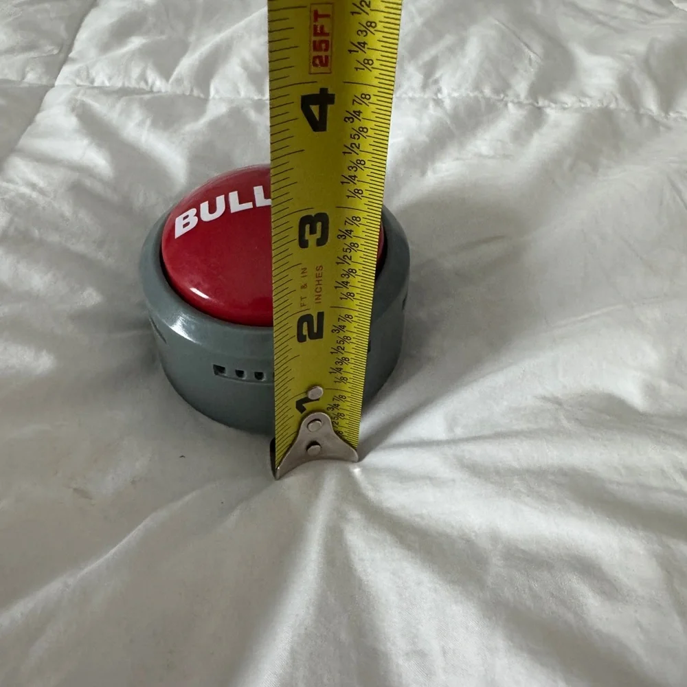 Bullshit Button – The Official Hilarious BS Button with Sound Effects